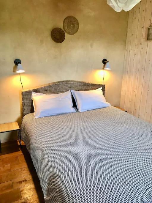 « Le Vieux Hangar » Gite A La Ferme Truffe ภายนอก รูปภาพ